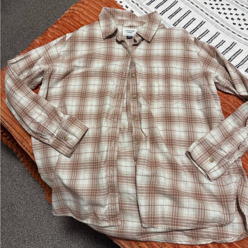 American Eagle Outfitters Brown and White Checkered Shirt